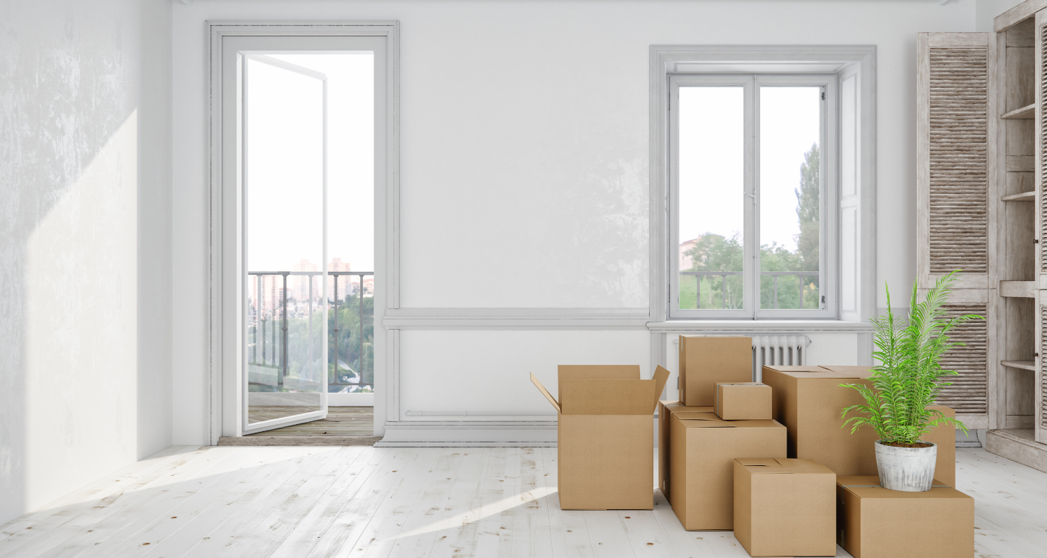 End of Tenancy Deep Cleaning Service Banner showing empty clean room with boxes, Professional and Detailed Clean for Homes and Offices,